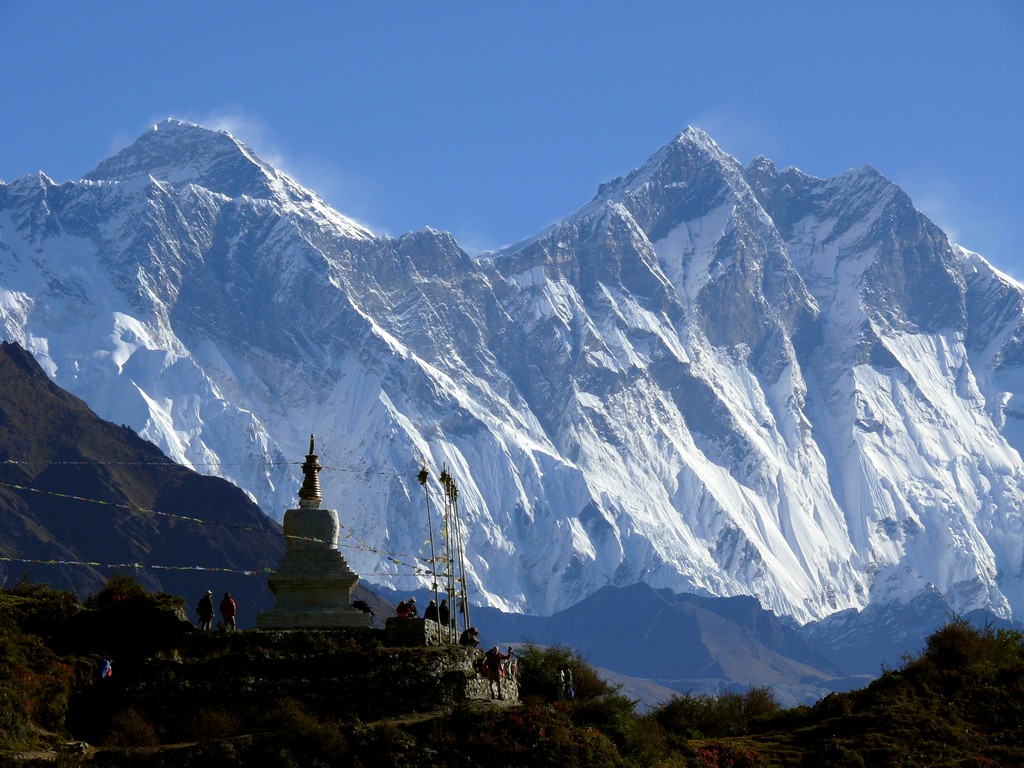 Nepalas Pakeliui į Tengboche, fone Everestas, Lhotse ir Knuptse